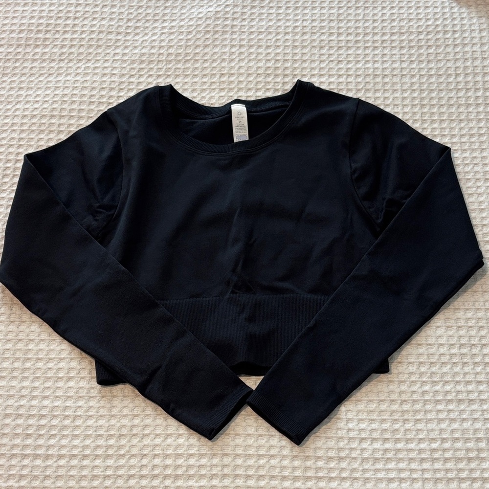aerie Black Long-Sleeve Crop Top